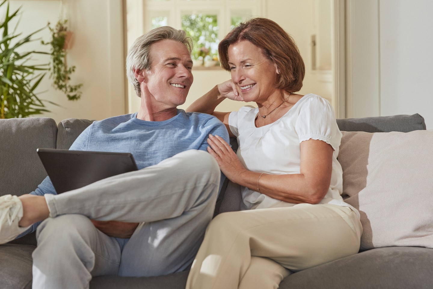Motiv_04_Informieren_Sofa_038.jpg